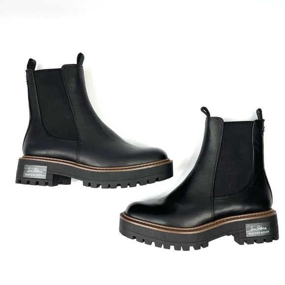 Sam Edelman Shoes - Sam Edelman NEW Laguna Chelsea Lug Sole Black Boots Size 5.5